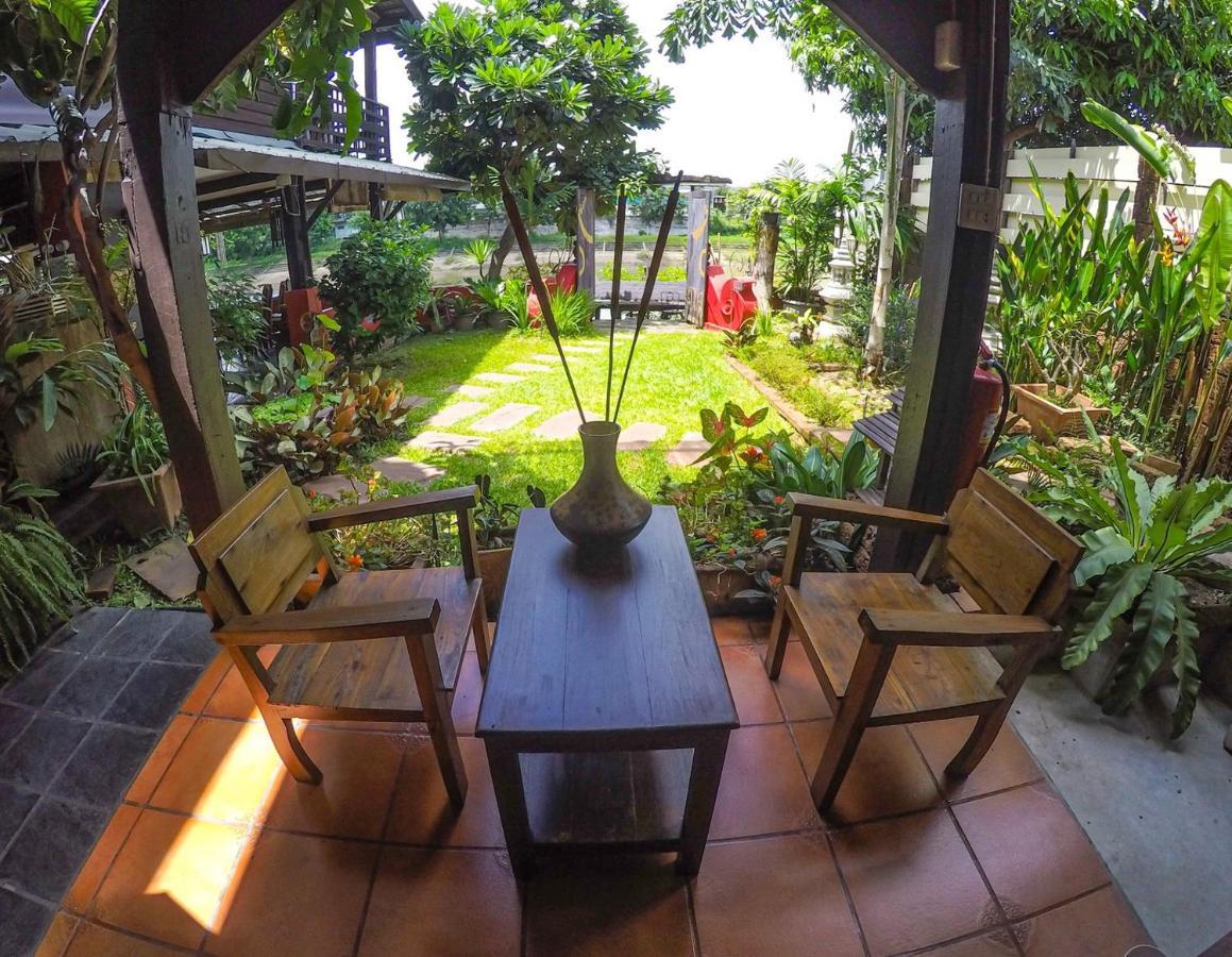 The Riverside Guest House Lampang Exteriér fotografie