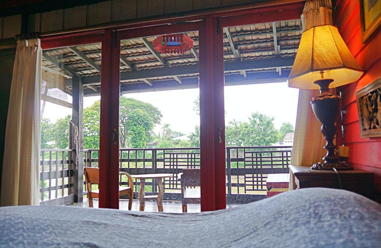 The Riverside Guest House Lampang Exteriér fotografie