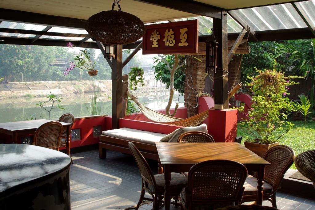 The Riverside Guest House Lampang Exteriér fotografie